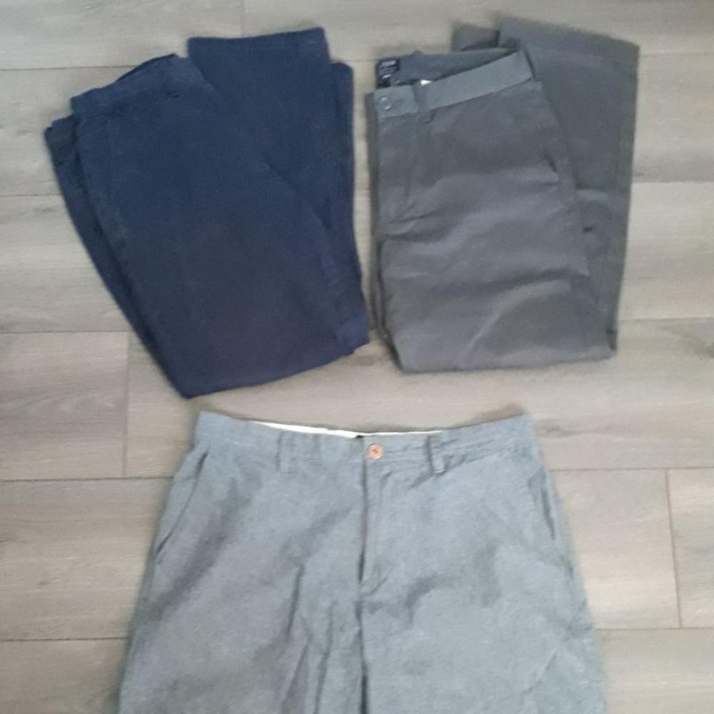J CREW MEN'S BUNDLE 3 ITEMS SIZE 31 / 32